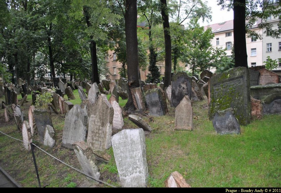 Prague - Cimetiere Juif 007